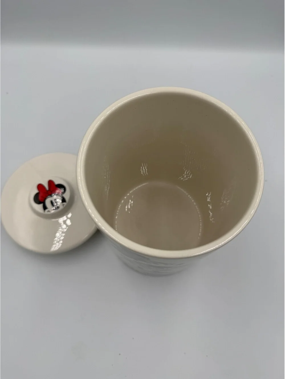Discontinued collectible Disney Minnie Mouse Ceramic Storage Jar Lid promotional